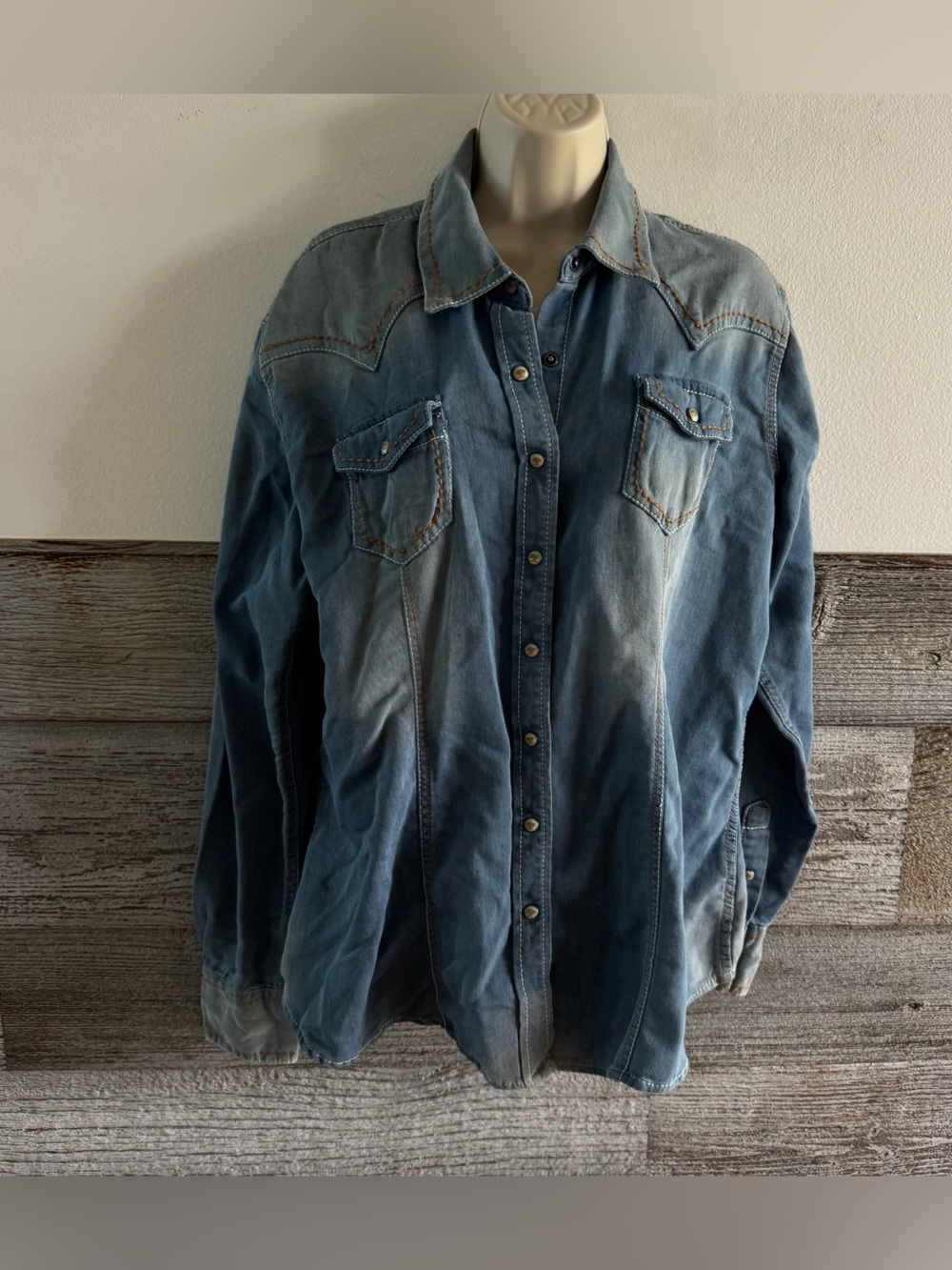 Ariat Women’s Bufford Knit Denim Western Snap Shirt XXL (A1)
